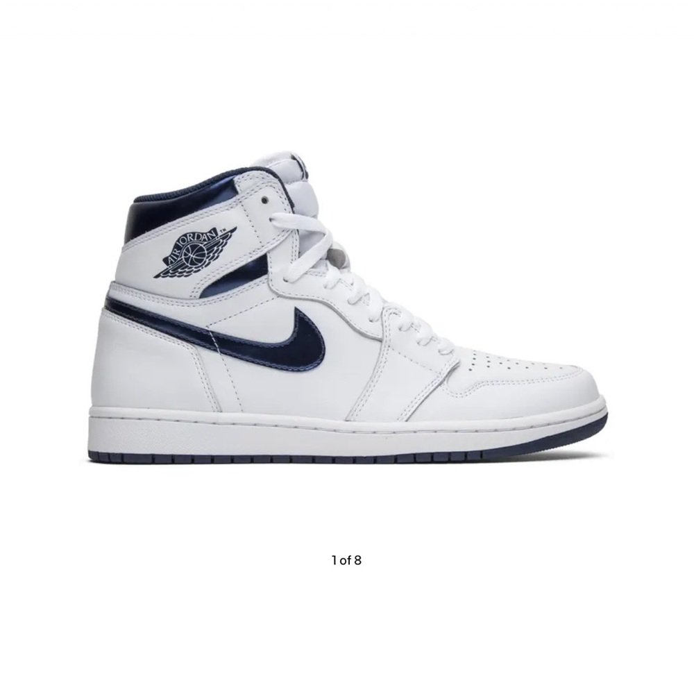 Air Jordan 1 Retro High OG 'Metallic Navy'